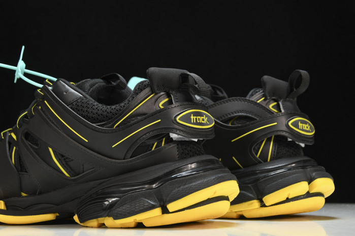 BALENGA TRACK SNEAKER 542023 W3AC1 1070