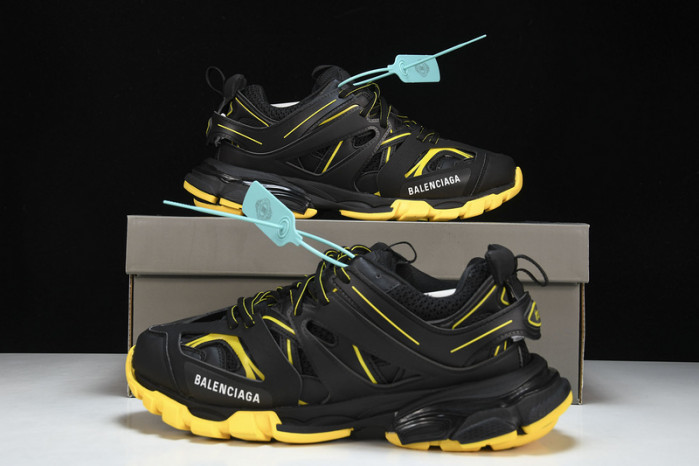 BALENGA TRACK SNEAKER 542023 W3AC1 1070