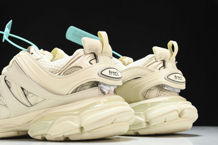 Ba*len*cia*ga track trainer    btt-039