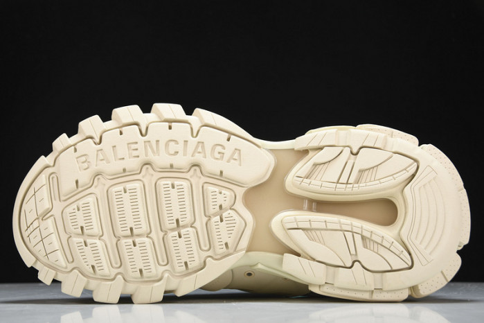 Ba*len*cia*ga track trainer    btt-039