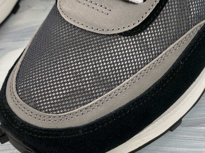 nike ld waffle sacai black bv0073-001