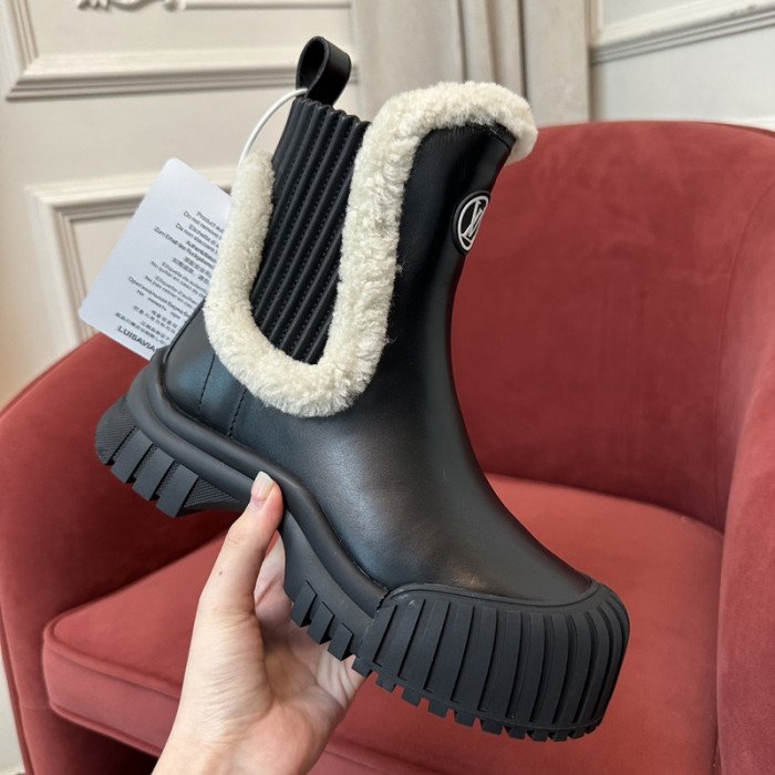 L**V**T* BOOTS LVTBS-020