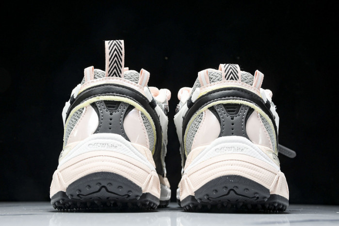C/O SNEAKERS COS-013