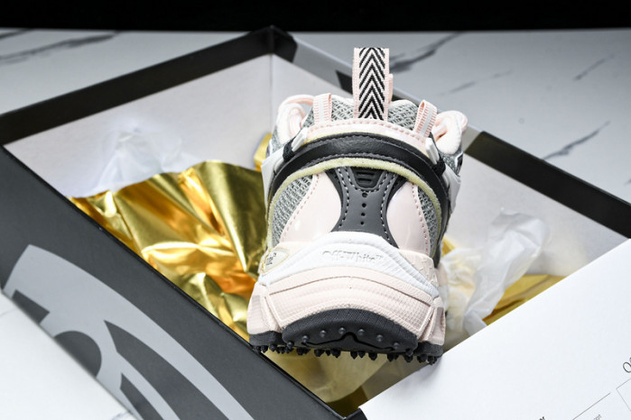 C/O SNEAKERS COS-013