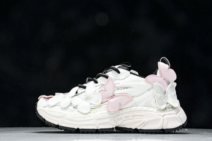 C/O​ SNEAKERS CO-013